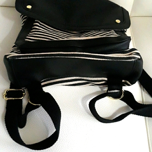 COPY - Madden Girl Striped convertible backpack - Picture 6 of 9